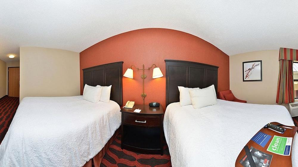 Hampton Inn Sturgis Bagian luar foto